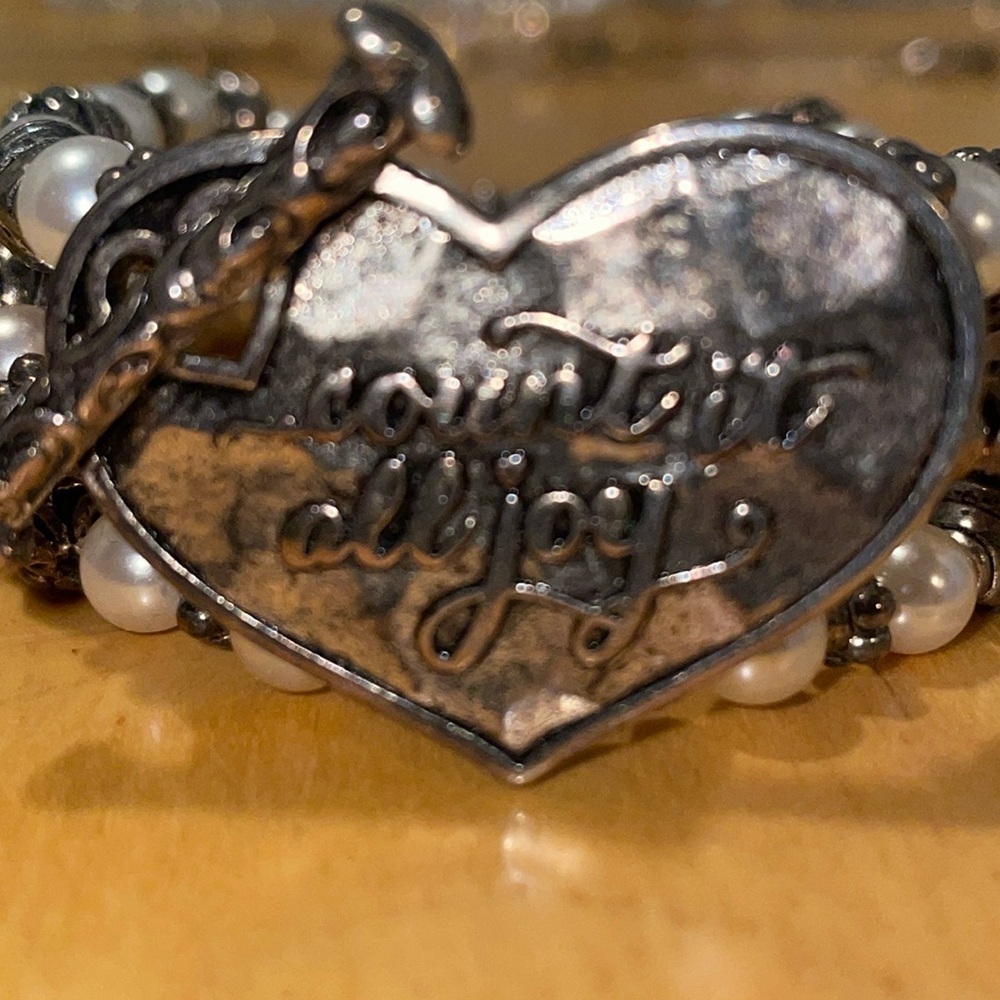 Premier Designs Bible Scripture Bracelet.  Count It All Joy. 7 Inch